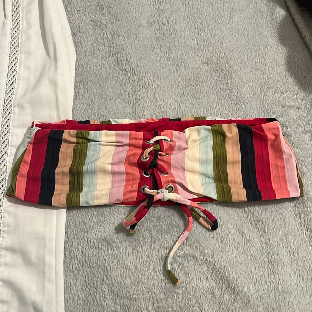 Billabong bikini top